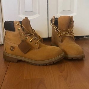 Men’s 6-inch premium waterproof boots